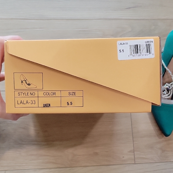 Chase + Chloe Turquoise Heels with Silver Accents - Picture 11 of 13